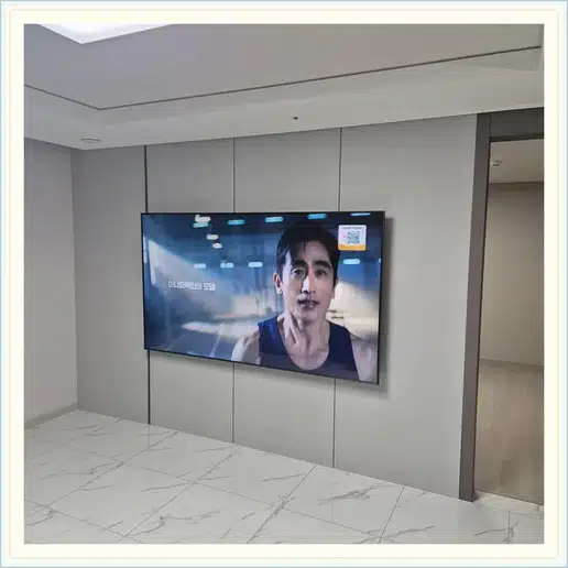 현대뜨레비앙 벽걸이TV 설치 상담 참고 이미지 첫 번째
